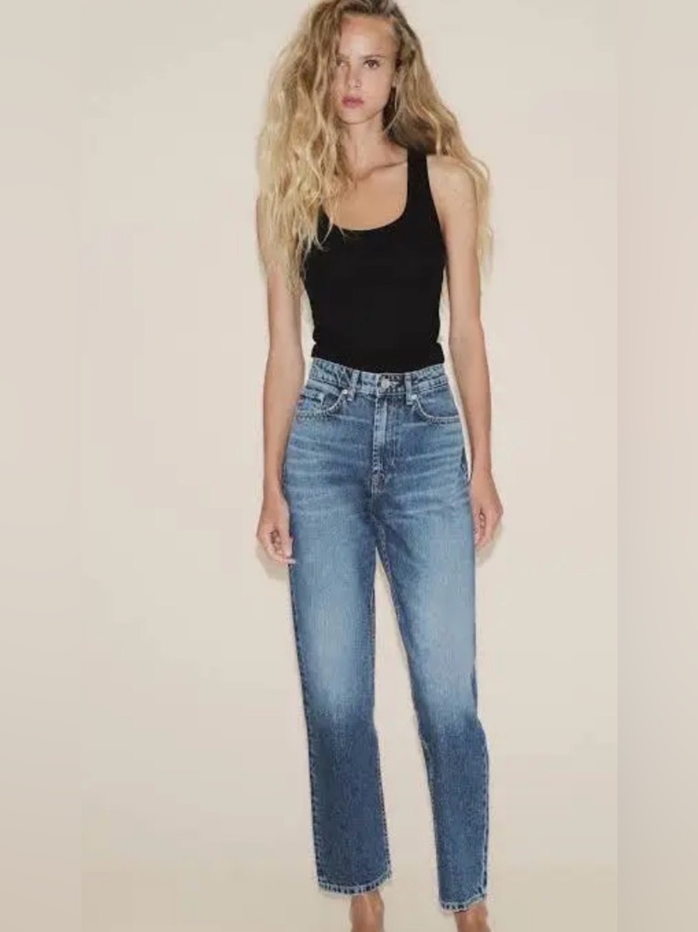 Zara‎ Women's Trf Mom Fit High Waist Jeans, light wash denim, Size details below